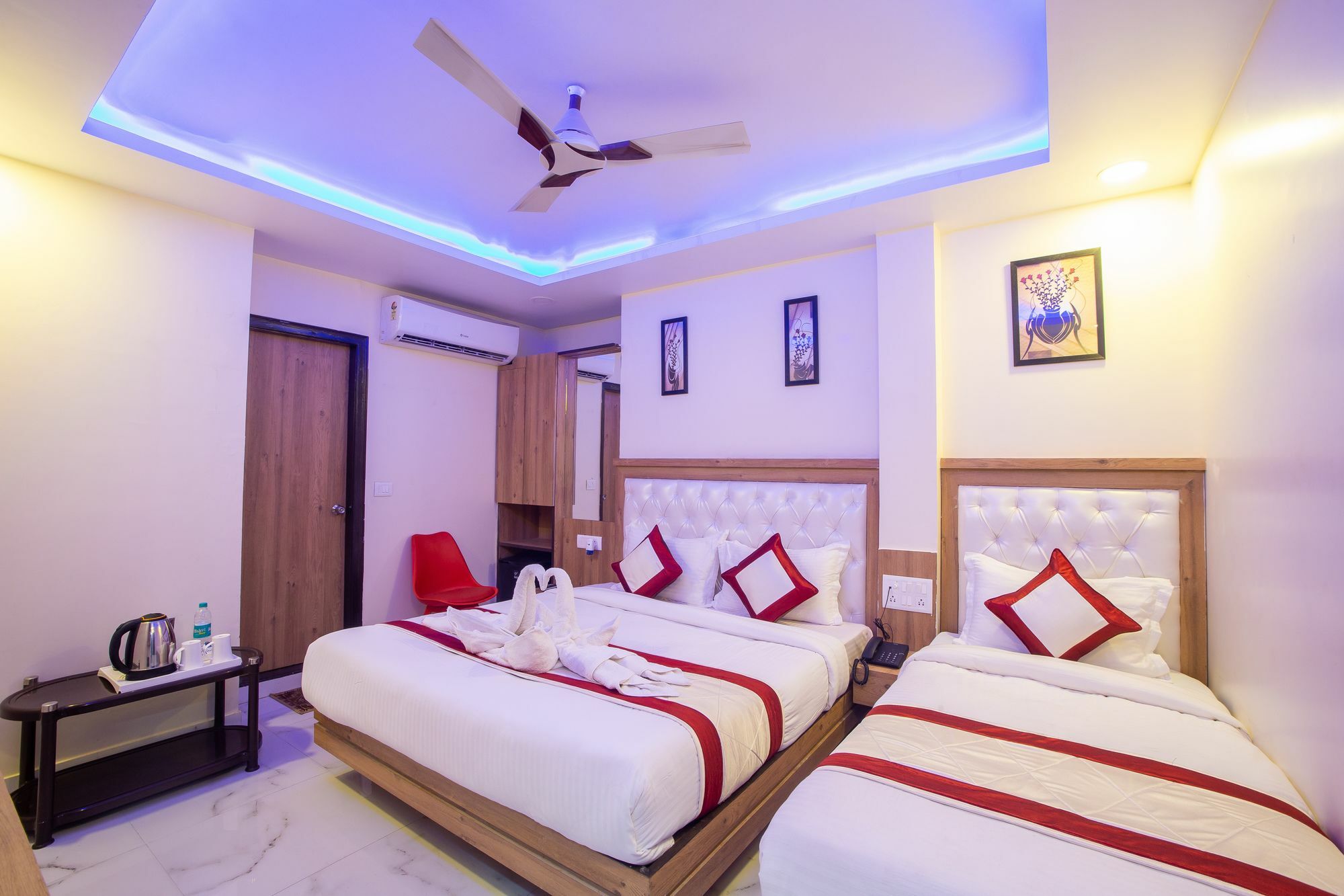 Hotel Sarthak Palace - By Pooja Hospitality Nova Deli Exterior foto
