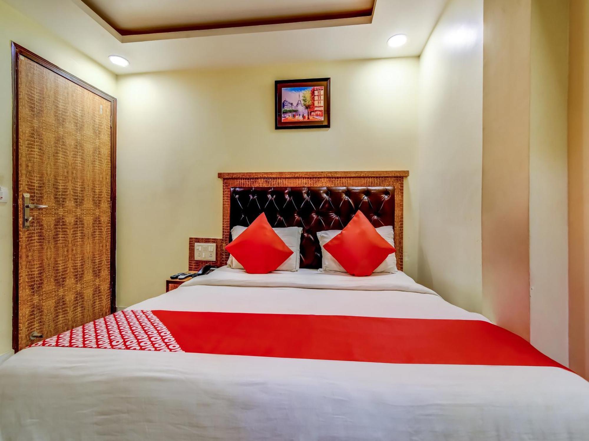 Hotel Sarthak Palace - By Pooja Hospitality Nova Deli Exterior foto